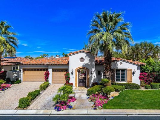 Attached, Exterior, Facade, Spanish Mediterranean
