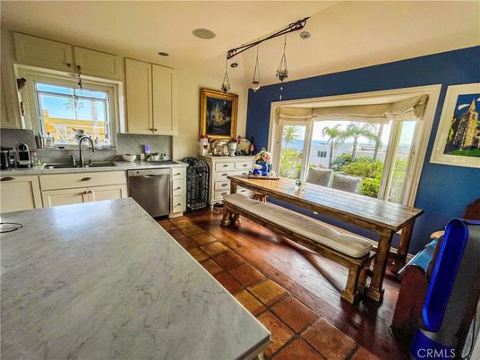 Interior, Kitchen, Pendant Lights