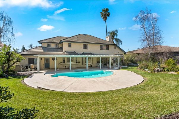 Backyard, Exterior, Pool