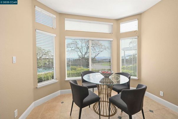 Dining room, Interior