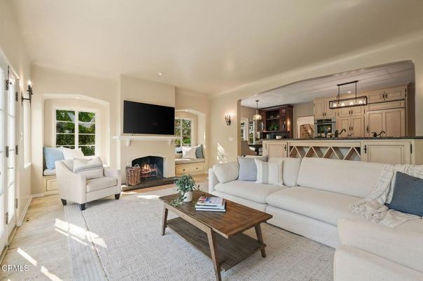 Fireplace, Interior, Kitchen, Living room, Pendant Lights, Recessed Lighting