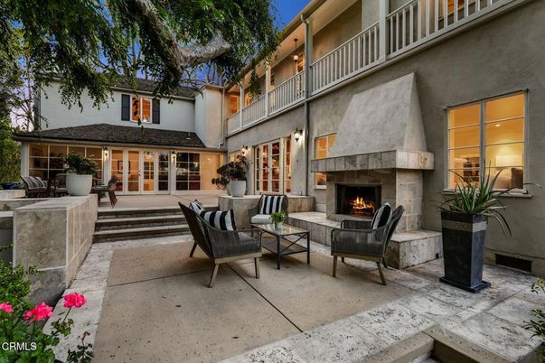 Exterior, Fireplace
