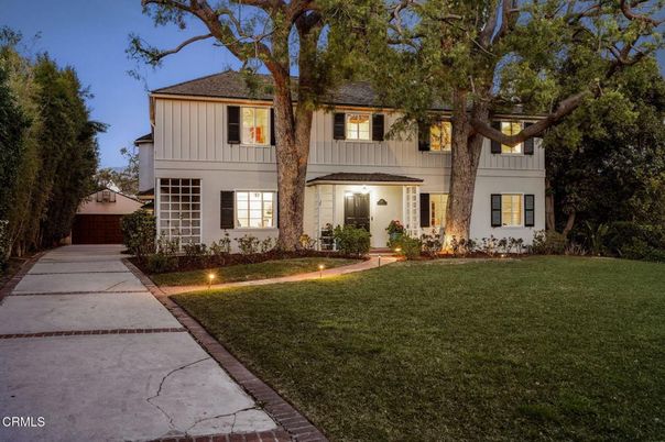 Backyard, Exterior, Facade, Georgian