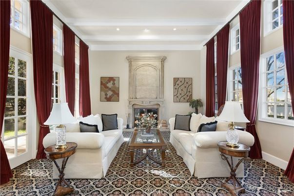 Fireplace, Interior, Living room, Recessed Lighting