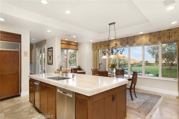 Chandelier, Dining room, Interior, Kitchen, Pendant Lights, Recessed Lighting, Stainless Steel Appliances