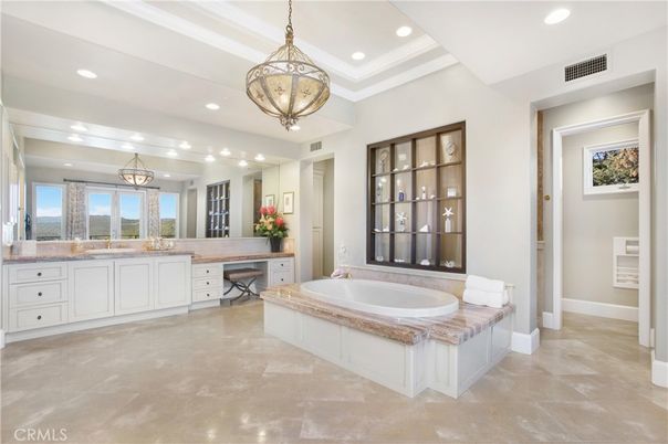 Bathroom, Interior, Pendant Lights, Recessed Lighting
