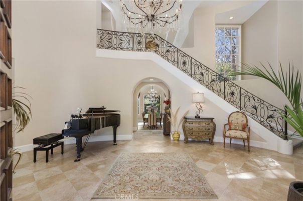 Chandelier, Interior, Piano, Recessed Lighting