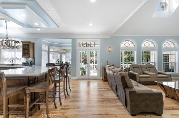 Chandelier, Dining room, Interior, Living room, Recessed Lighting, Wood Texture Flooring