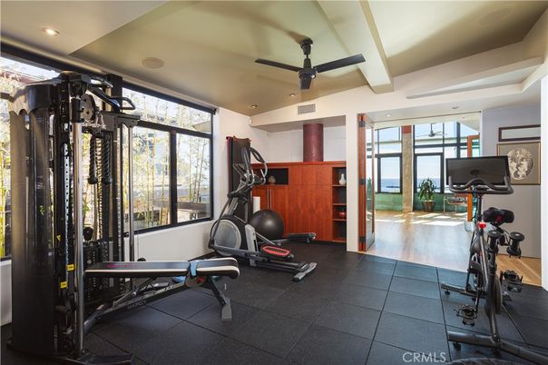 Fitness Equipment, Interior, Recessed Lighting, Wood Texture Flooring