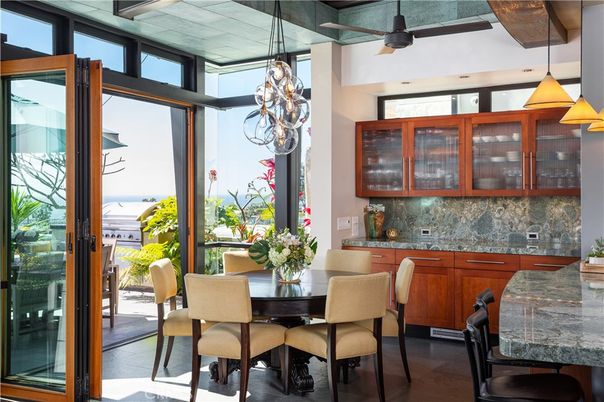 Chandelier, Dining room, Interior, Pendant Lights