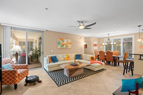 Dining room, Interior, Living room, Pendant Lights