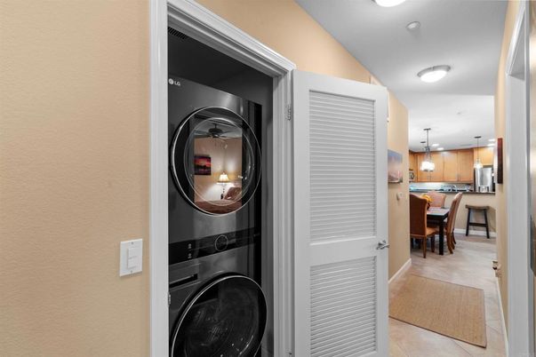 Interior, Kitchen, Pendant Lights, Utility Closets, Washer