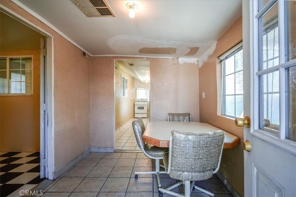 Dining room, Interior