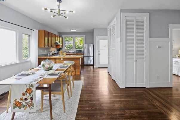 Dining room, Interior, Kitchen, Pendant Lights, Wood Texture Flooring