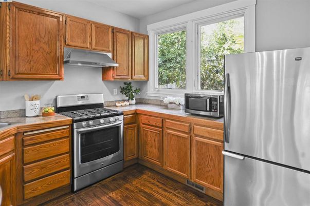 Interior, Kitchen, Stainless Steel Appliances, Wood Texture Flooring