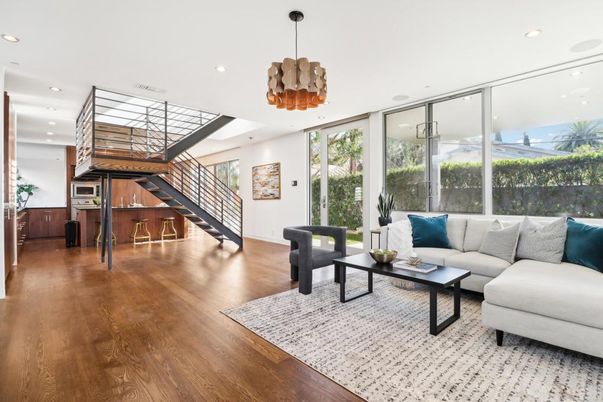 Interior, Living room, Pendant Lights, Recessed Lighting, Wood Texture Flooring