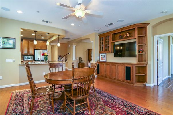 Dining room, Interior, Kitchen, Pendant Lights, Recessed Lighting, Wood Texture Flooring