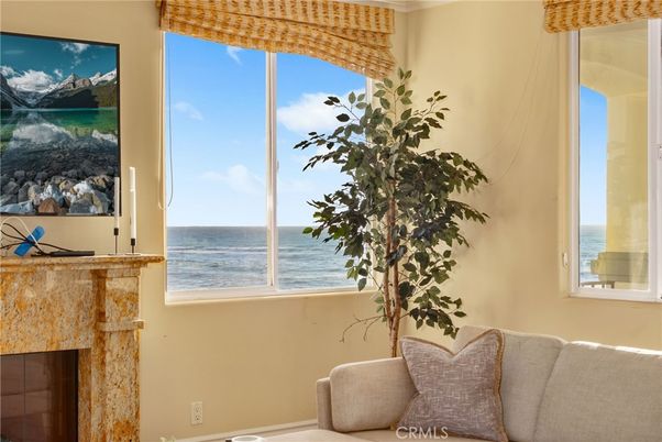 Fireplace, Interior, Water