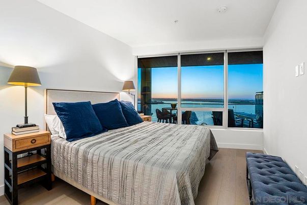 Bedroom, Interior, Water, Wood Texture Flooring