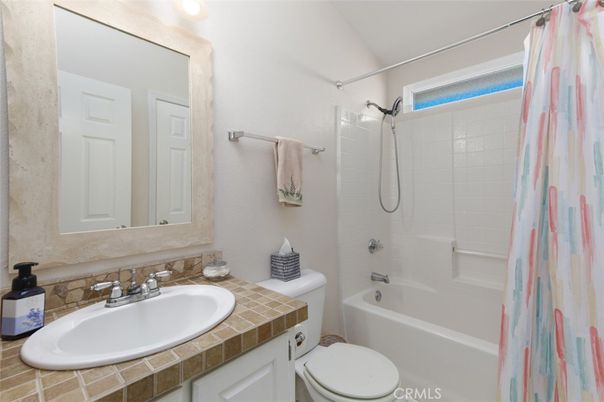 Bathroom, Interior, Tile Countertops