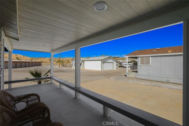 Detached Garage, Exterior