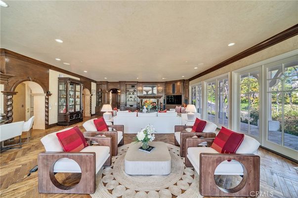 Dining room, Interior, Kitchen, Living room, Recessed Lighting, Wood Texture Flooring