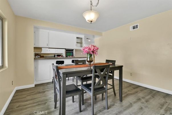 Dining room, Interior, Kitchen, Pendant Lights, Wood Texture Flooring