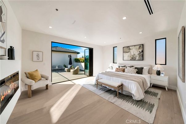 Bedroom, Fireplace, Interior, Recessed Lighting, Wood Texture Flooring