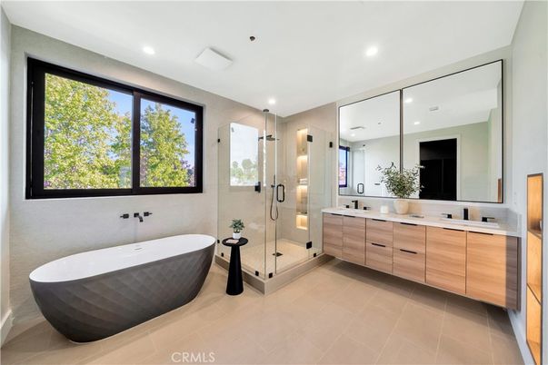 Bathroom, Dual Sink Vanities, Free Standing Baths, Glass Shower, Interior, Recessed Lighting