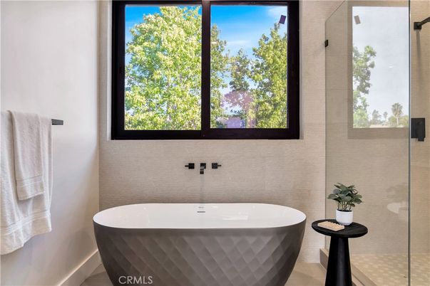 Bathroom, Free Standing Baths, Glass Shower, Interior