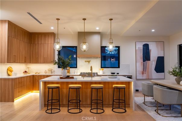 Interior, Kitchen, Pendant Lights, Recessed Lighting, Wood Texture Flooring