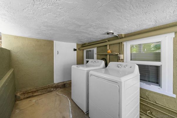 Interior, Washer