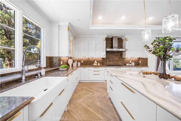 Interior, Kitchen, Pendant Lights, Recessed Lighting, Wood Texture Flooring