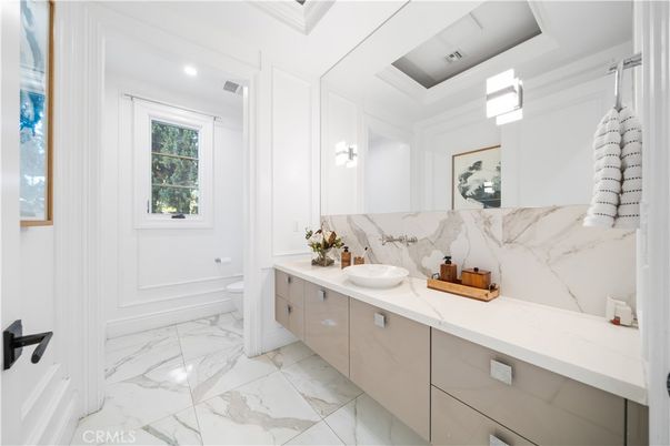 Bathroom, Dual Sink Vanities, Interior, Marble, Marble Walls, Recessed Lighting