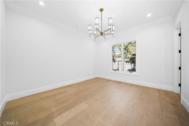 Chandelier, Empty room, Interior, Recessed Lighting, Wood Texture Flooring