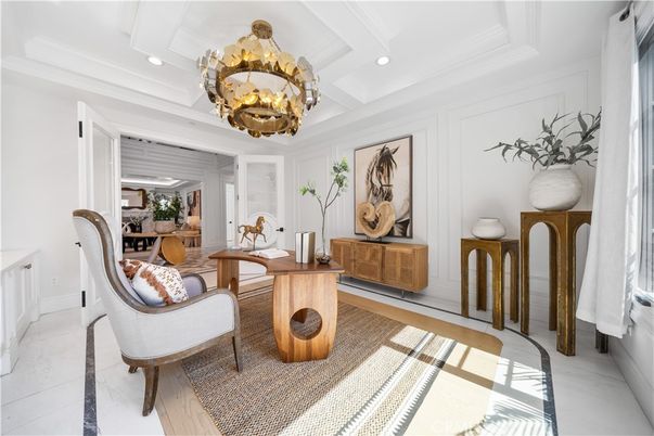 Chandelier, Dining room, Interior, Recessed Lighting