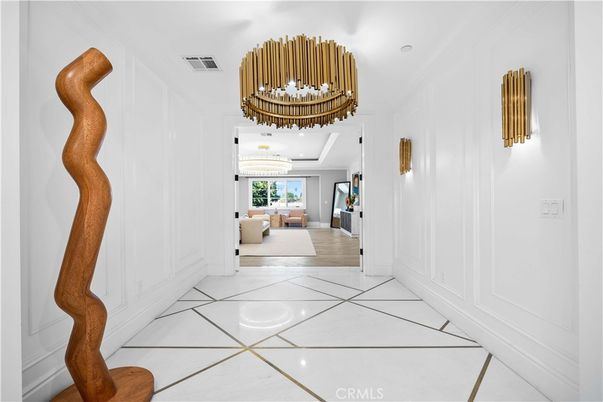 Chandelier, Interior, Recessed Lighting