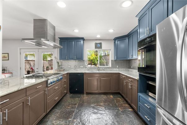 Interior, Kitchen, Recessed Lighting