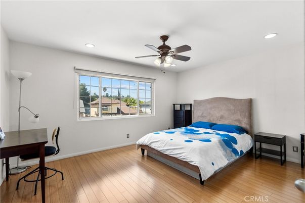 Bedroom, Home Office, Interior, Recessed Lighting, Wood Texture Flooring
