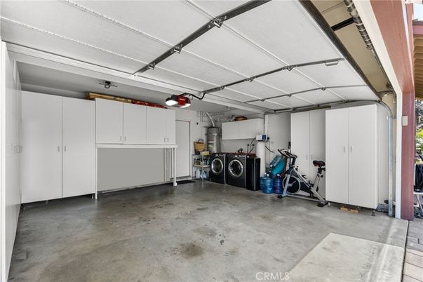 Garage, Interior, Washer