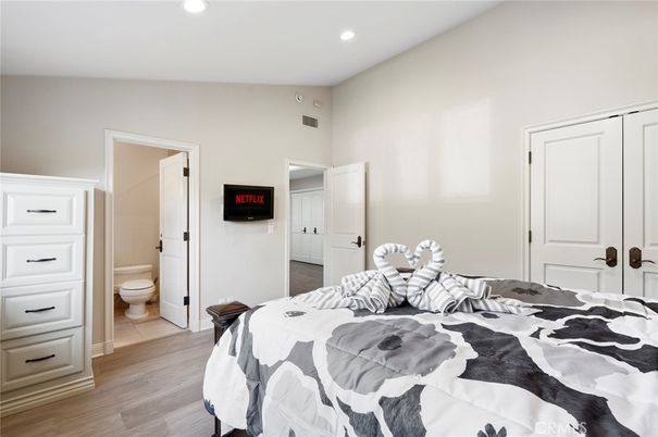 Bathroom, Bedroom, Interior, Recessed Lighting, Wood Texture Flooring