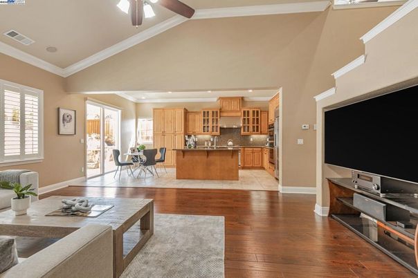Dining room, Interior, Kitchen, Living room, Recessed Lighting, Wood Texture Flooring