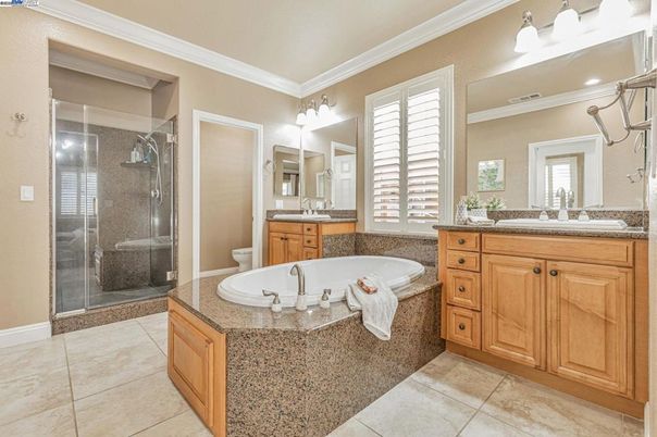 Bathroom, Dual Sink Vanities, Glass Shower, Interior
