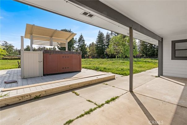 Exterior, Hot Tub