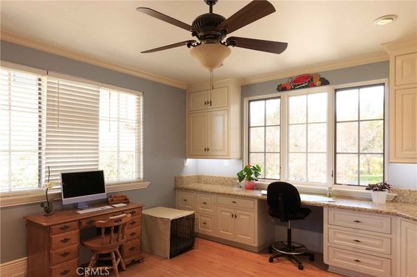Home Office, Interior, Recessed Lighting, Wood Texture Flooring