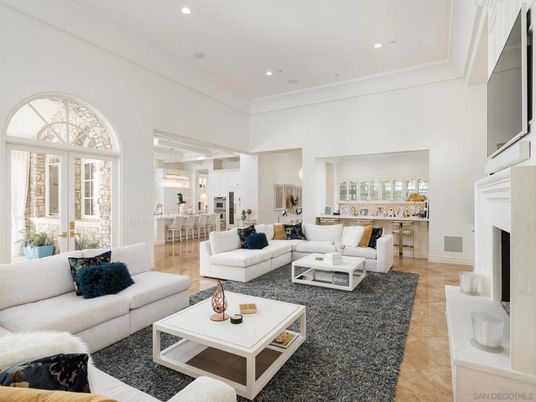 Fireplace, Interior, Living room, Pendant Lights, Recessed Lighting