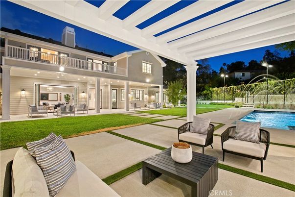 Backyard, Exterior, Pool