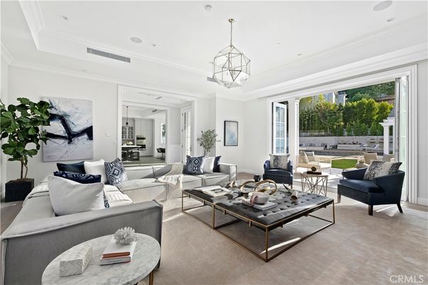 Interior, Living room, Pendant Lights, Recessed Lighting