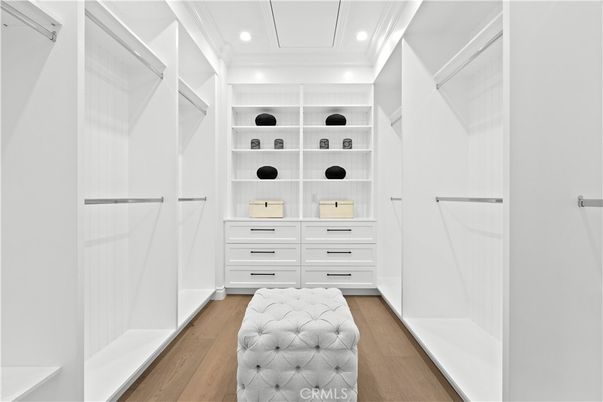 Interior, Recessed Lighting, Walk-in Closets, Wood Texture Flooring