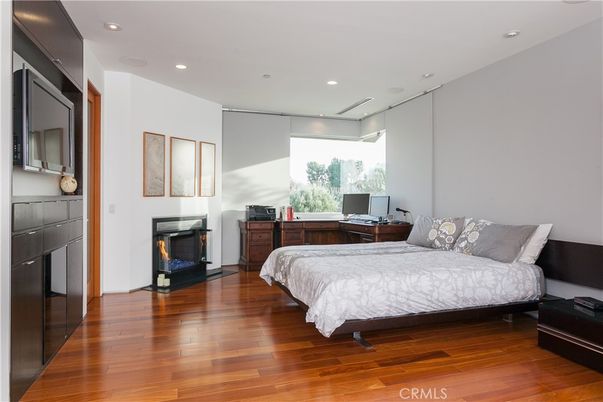 Bedroom, Fireplace, Home Office, Interior, Recessed Lighting, Wood Texture Flooring